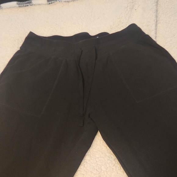 St John's Bay Capris - Picture 3 of 5